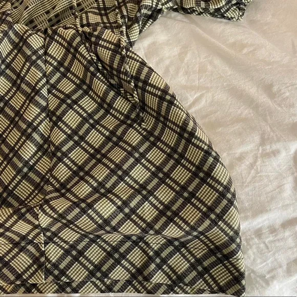 Line and Dot Baby Doll dress - Picture 3 of 6